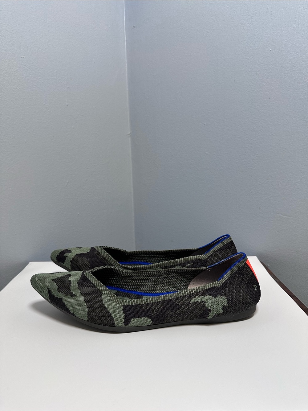 Rothys The Point Flats Olive Camo Green  Pointed Toe Slip On Ballet Womens US 9